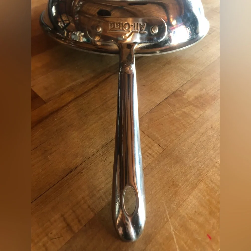 All-Clad D5® Stainless-Steel Pro Nonstick Omelette Fry Pan - 10” - Picture 5 of 12